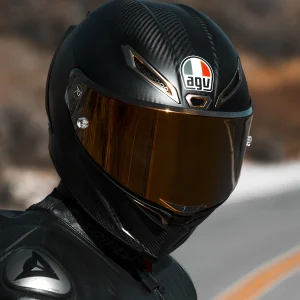 Casco certificado integral negro y rojo con homologación de alta seguridad en ARMORCASCOS Palmira